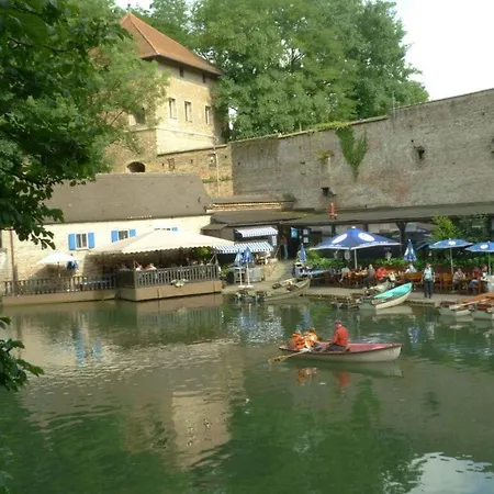 Apartment Holiday Zirbelnuss Augsburg